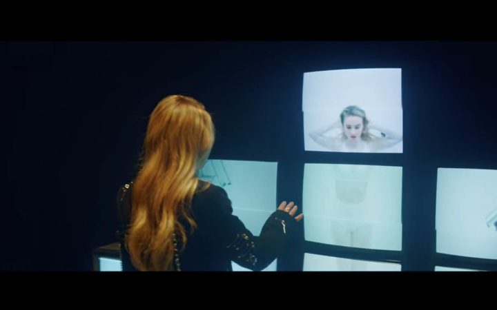 Sabrina Carpenter – Alien3